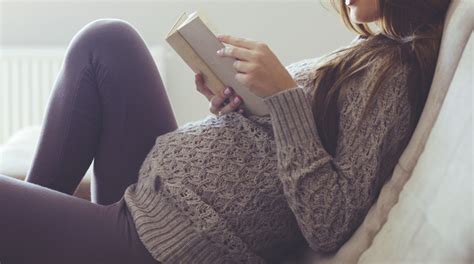 books to read when pregnant: exploring the literary landscape of pregnancy