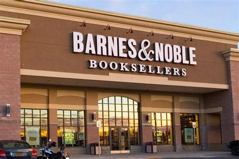 can you read books in barnes and noble?